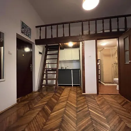 Apartment Next To The Main Square